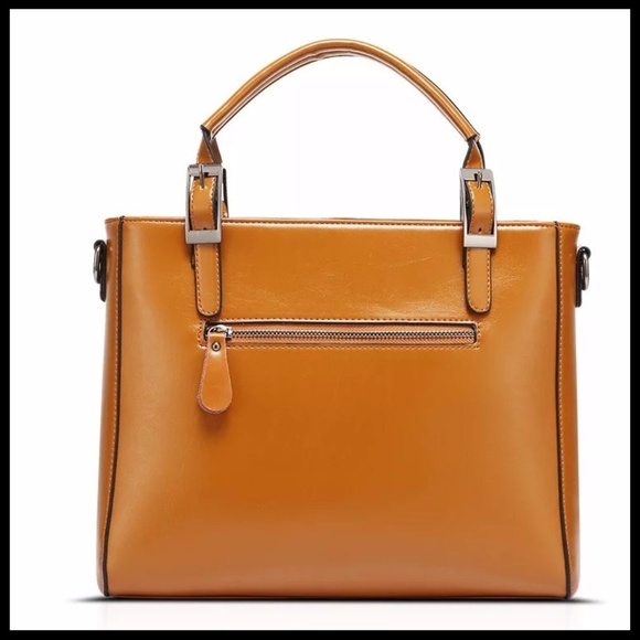 NEW CHAVA Tote Crossbody - Picture 5 of 7